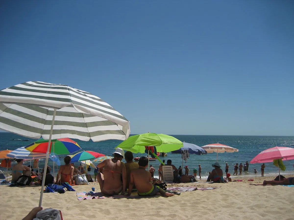 Carvoeiro Nightlife: 8 Best Bars, Clubs & Activities (2026)
