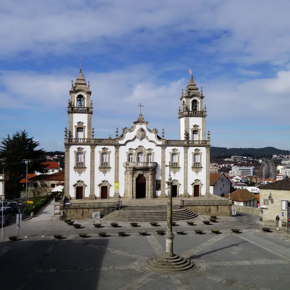 Faro Cathedral and Bone Chapel: The Ultimate Visitor Guide