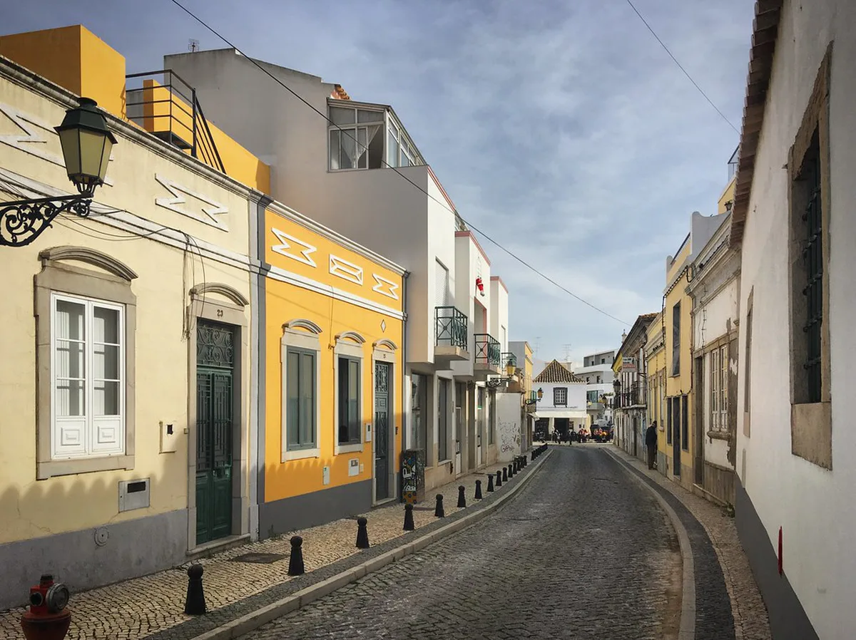 Faro Portugal old town — Faro Monthly Climate at a Glance
