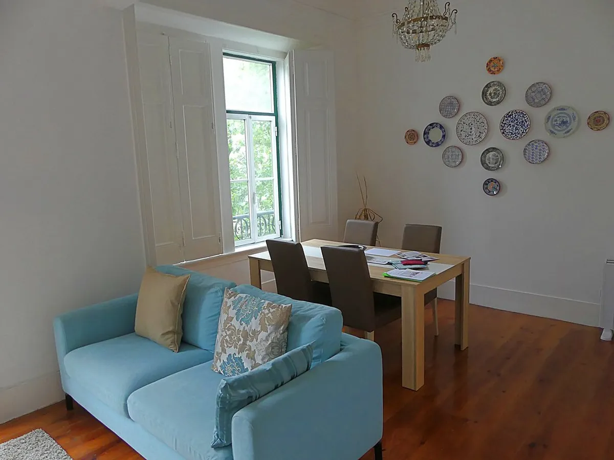 Lisbon Airbnb vs Hotel: 9 Essential Factors for Your Trip