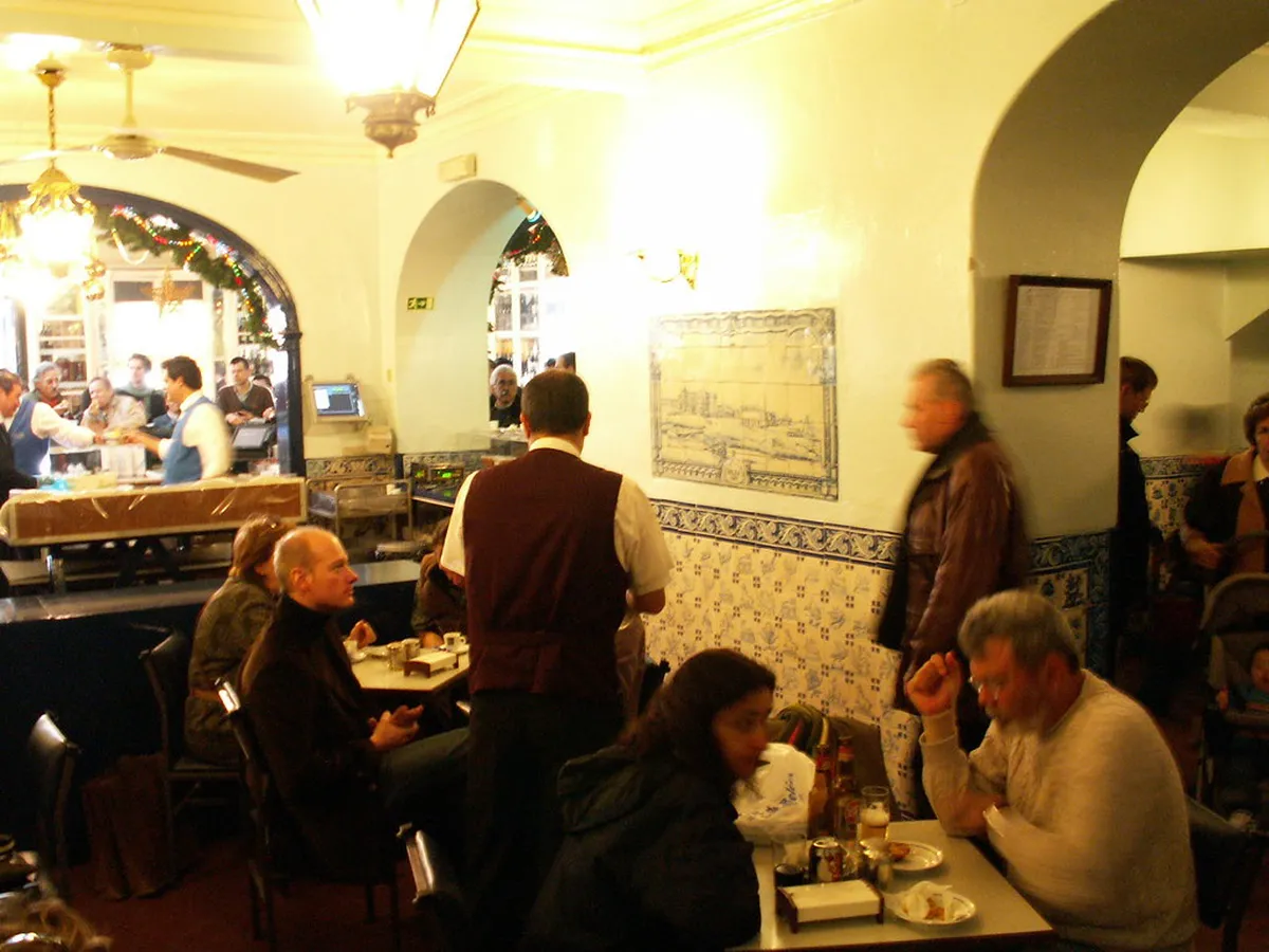 12 Best Lisbon Coffee Shops: A Specialty Coffee Guide (2026)