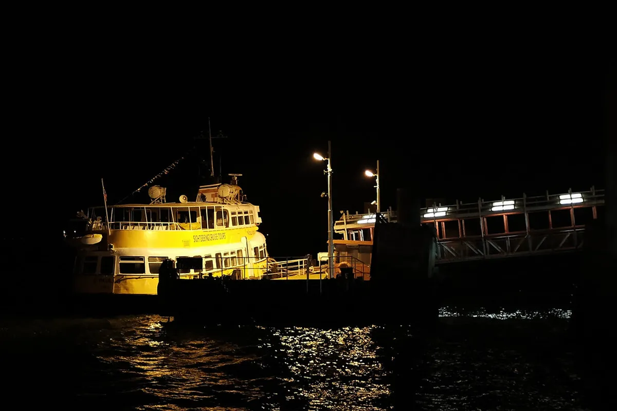 Lisbon Ferries: Cacilhas and Barreiro Route Guide