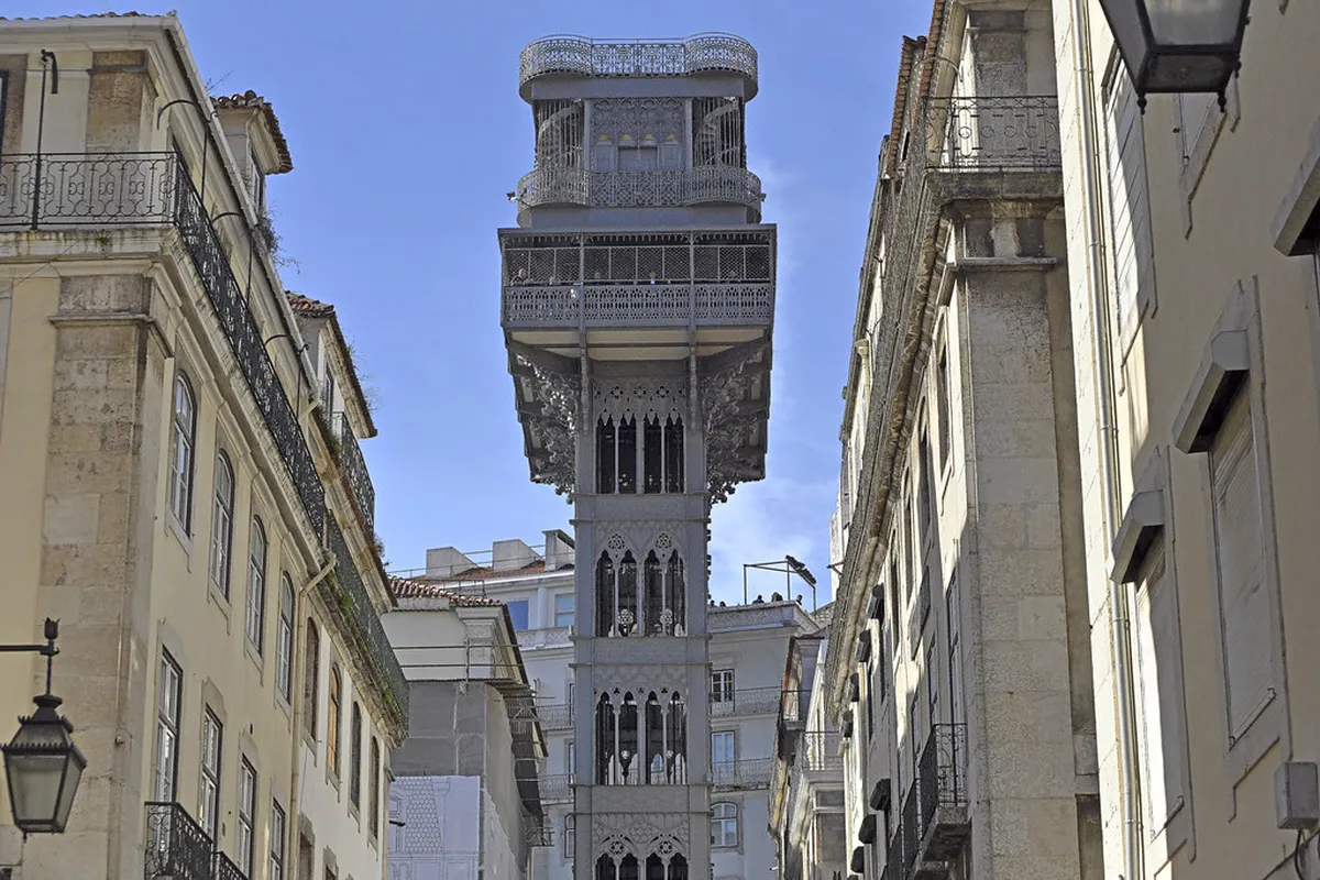 Lisbon Funiculars and Santa Justa Lift Guide (2026)