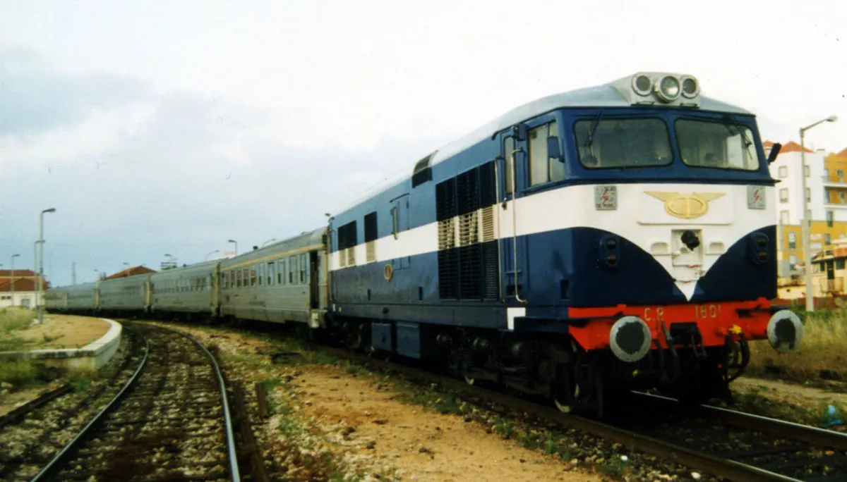 10-Day Portugal Without A Car Itinerary (by Train & Bus)