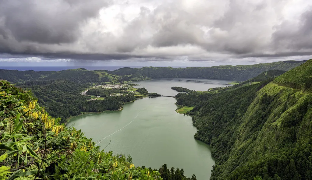 Eat Sete Cidades in Azores, Portugal