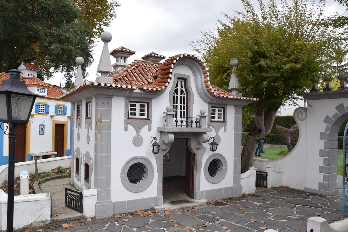 Where is Coimbra in Portugal? 10 Things to Know